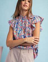 Load image into Gallery viewer, Flirty floral top