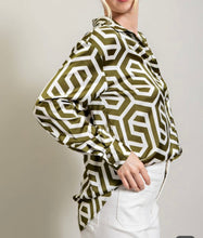 Load image into Gallery viewer, Geo Olive Blouse