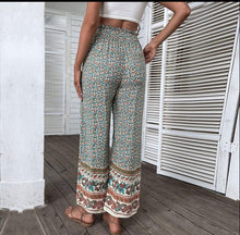 Load image into Gallery viewer, Boho Floral Pants