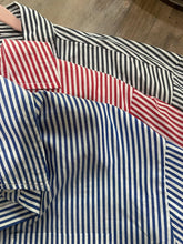 Load image into Gallery viewer, Oxford Striped Button down